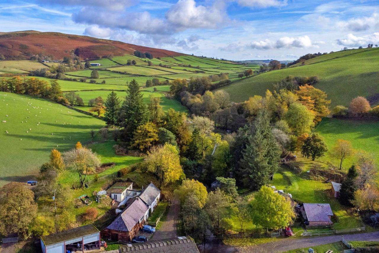 Finest Retreats - Great Cantal Granary لاندريندود ويلز المظهر الخارجي الصورة